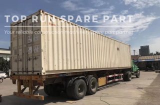 Loading a 40feet container of JAC and Sinotruk spare parts