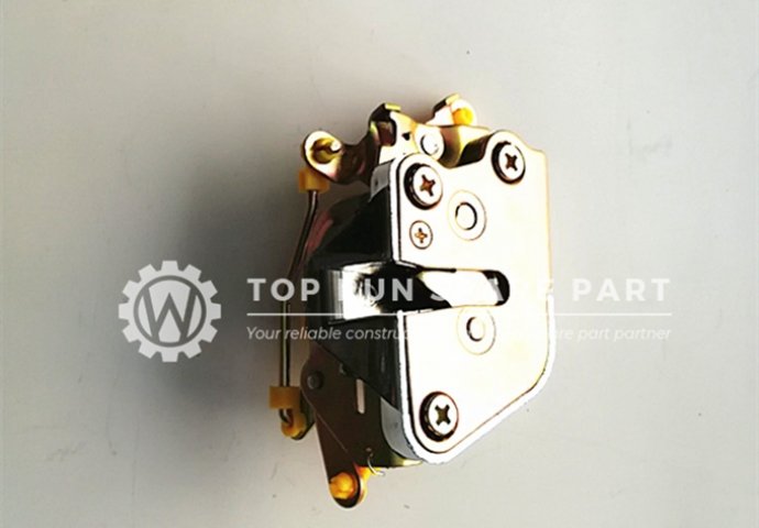 ZOOMLION QUY70 crawler crane door lock assy 107C 1139900056